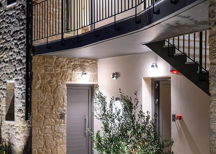 Kannas Mani Luxury -adults Friendly 14 4* Sztúpa