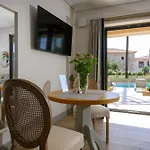 Kannas Mani Luxury -adults Friendly 14