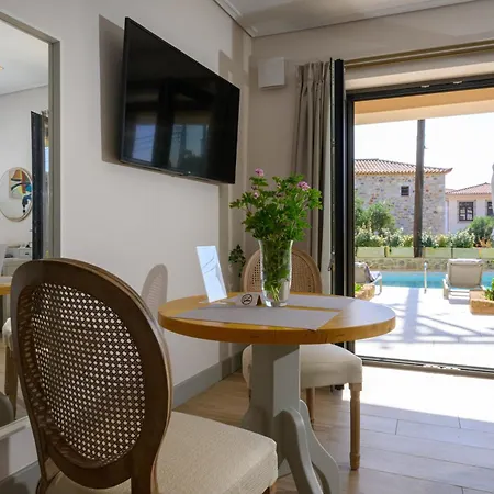 Kannas Mani Luxury -adults Friendly 14