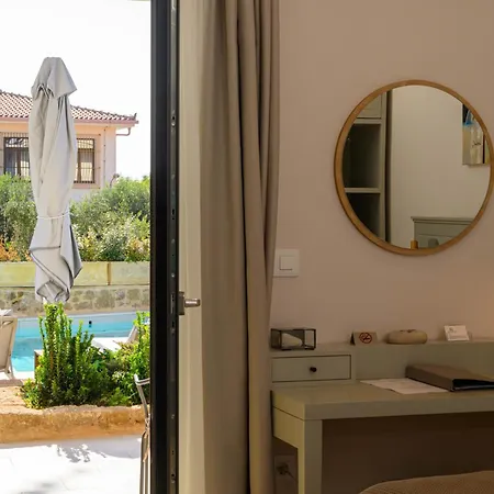 Kannas Mani Luxury -adults Friendly 14