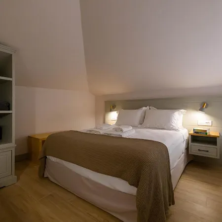 Kannas Mani Luxury -adults Friendly 14