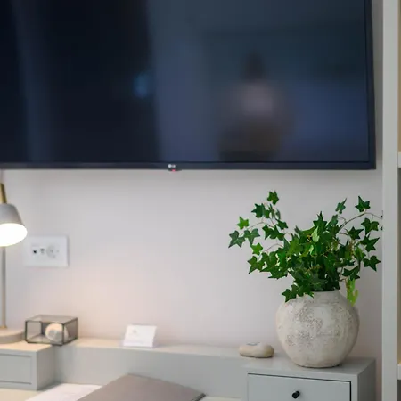 Kannas Mani Luxury -adults Friendly 14 Aparthotel 4*