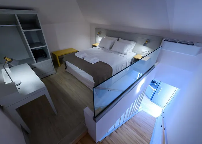 Kannas Mani Luxury -adults Friendly 14 4*