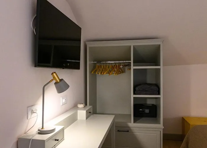 Kannas Mani Luxury -adults Friendly 14 Stoúpa